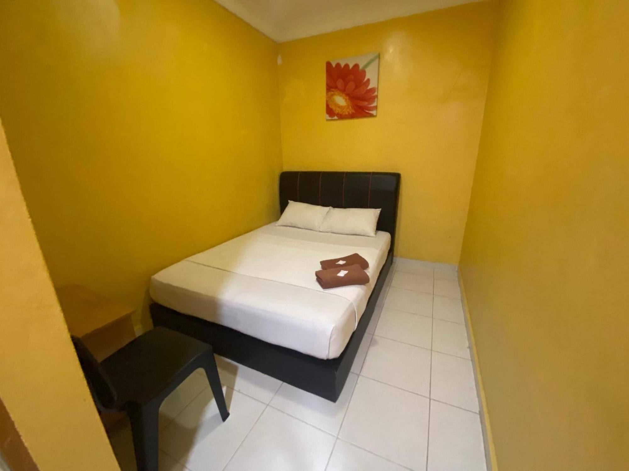 Oyo 91065 Hotel De Anjung Muadzam Shah ภายนอก รูปภาพ