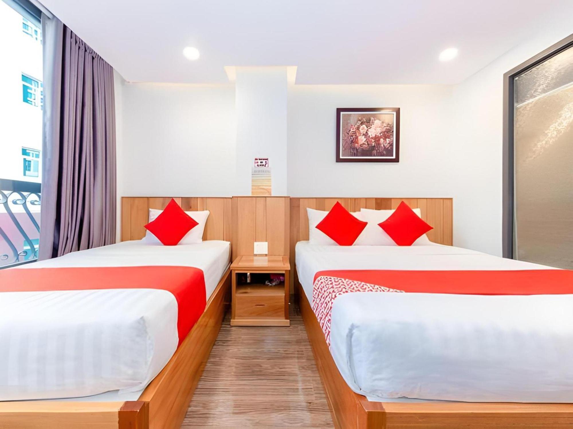 Oyo 91065 Hotel De Anjung Muadzam Shah ภายนอก รูปภาพ